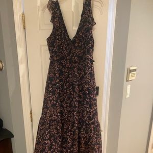 Lulu’s Navy Blue Floral Maxi Dress